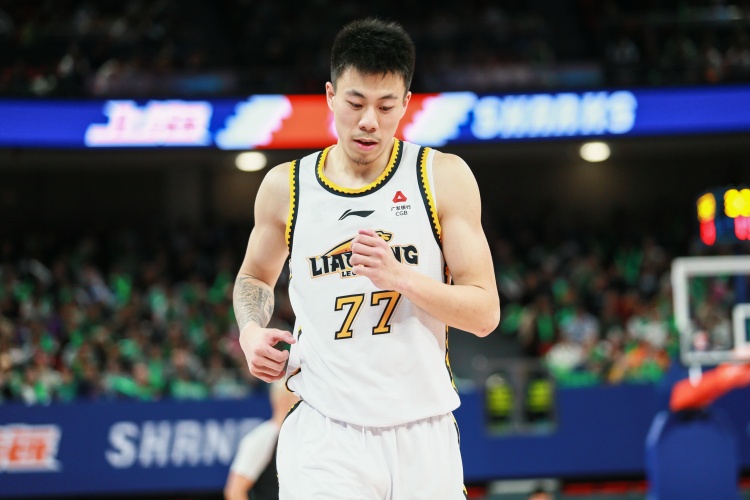 媒体人:张镇麟敢于在自己的当打之年走出舒适区 这需要勇气