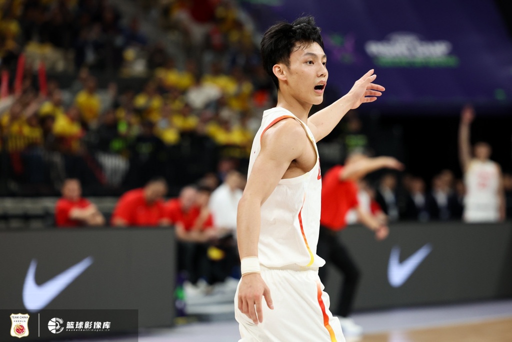 媒体人:徐杰所说与河村的自信差别 教育系统大部分时候更具优势